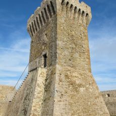 Torre medievale della rocca degli Appiani