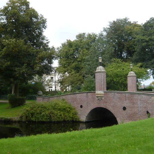 Seminarie Hageveld: stenen brug