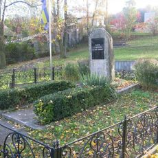 Pomník padlým v Korozlukách