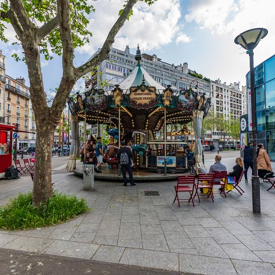 Carrousel Jules Verne