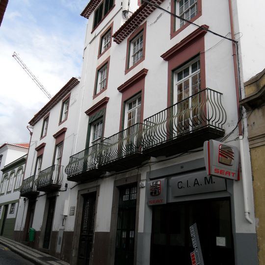 Edifício na rua dos Ferreiros, n.º 158