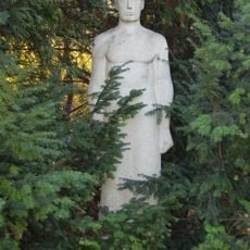 Natursteinplastik Maurer by Otto Eder