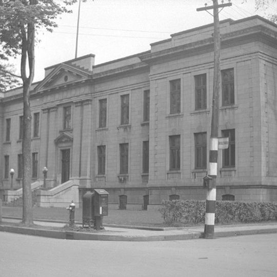 Trois-Rivières Courthouse