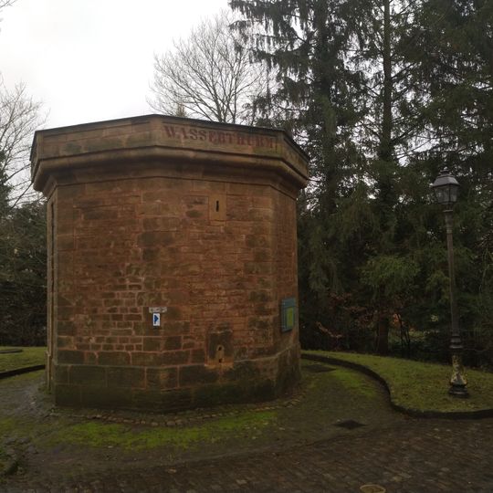 Der Wasserbehälter des Rhamplateaus