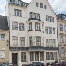 Mietshaus in geschlossener Bebauung Klosterstraße 15