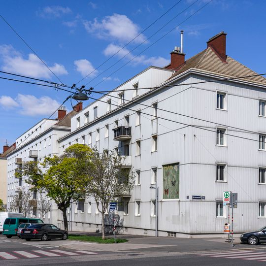 Wohnhausanlage Troststraße 8-16