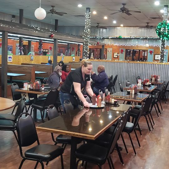 Blackbeard's B & B Bar-B-Que