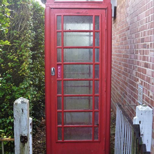 K6 Telephone Kiosk West North West Of No 9
