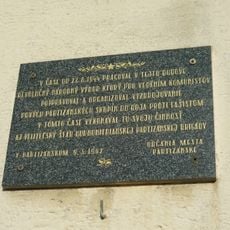 Sídlo revolučného NV, tabuľa pamätná