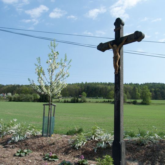 Kříž severovýchodně od Předních Ptákovic