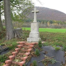 Kříž na rozcestí v Mrsklesech