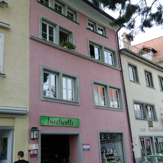 Wohn- und Geschäftshaus