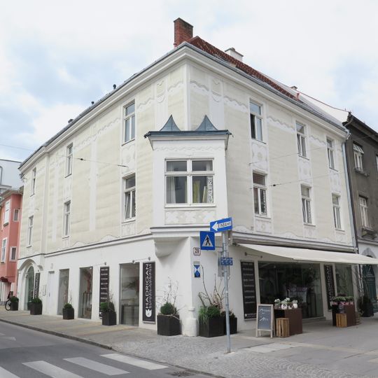 Bahngasse 2, Wiener Neustadt