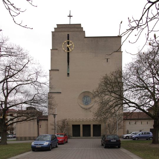 Katholische Pfarrkirche St. Bonifaz