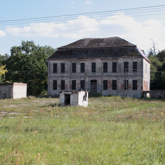 Palace in Żubrów