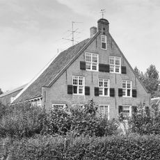 Oudelandsedijk 11, Oude-Tonge