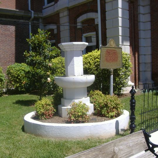 Confederate Memorial Fountain in Hopkinsville
