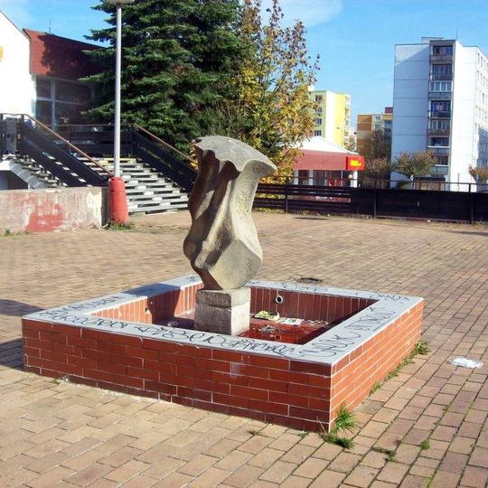 Kašna Květ u ulice Terezie Brzkové v Plzni