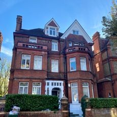 Number 10 And Garden Wall And Gate Piers