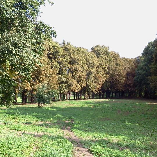 Manor park in Uchanie
