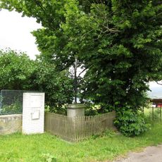 Kříž ve Voltuši u zahrady