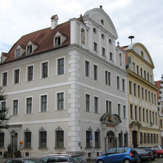 Ehemalige Apotheke , ehemalige Fürstenherberge