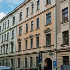 Budova hotelu Pyramida