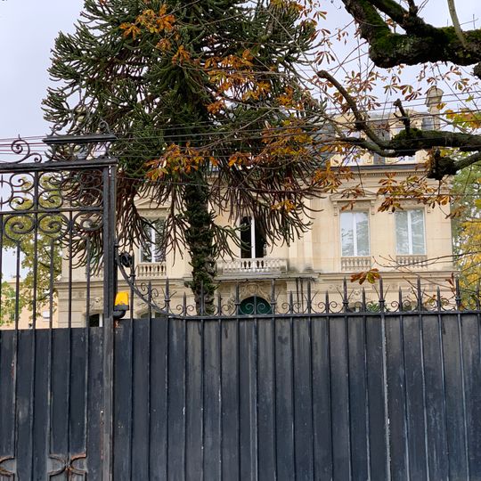 Maison, 12 avenue des Marronniers‎