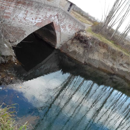 Niyaku Small Adobe Bridge