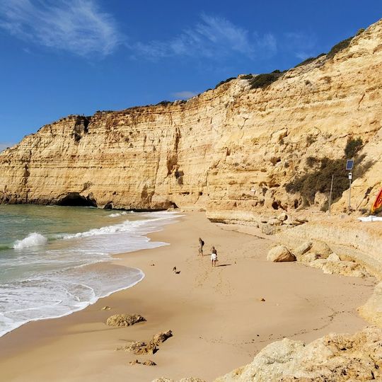 Praia de Vale Centianes