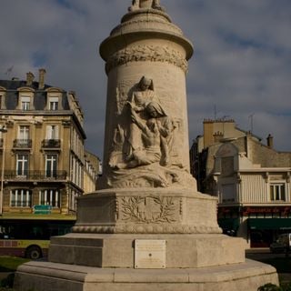 Monument à la gloire des infirmières françaises
