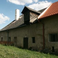 Ev. fara s latinskou školou