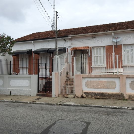 Building at Rua Maestro José Vitório, 244