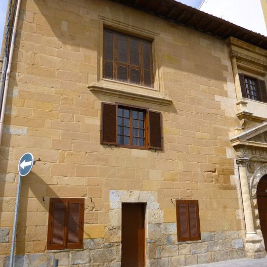 Casa Motza