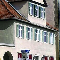 Wohn- und Geschäftshaus