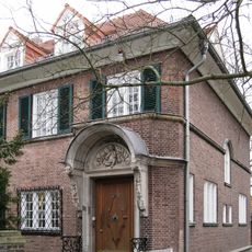 Haus Edelstein mit Garage