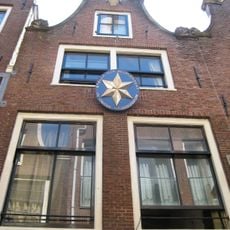 Huisje met klokgevel