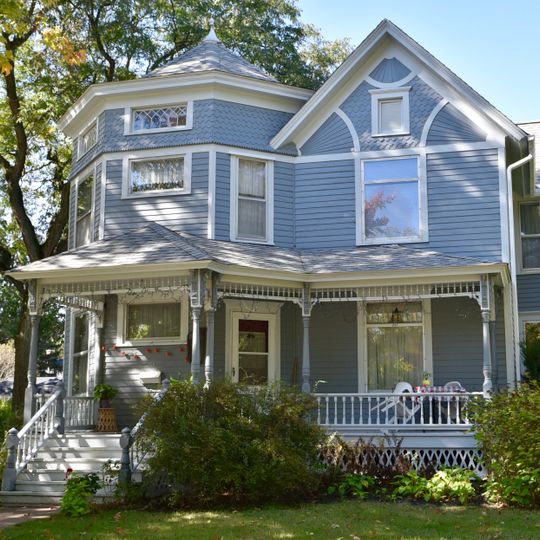 Ash Park Historic District