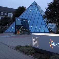 Verwaltungsgebäude der Firma Merck