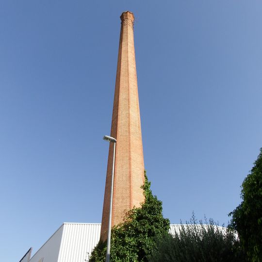 Chimenea del ladrillar de Almudéver 1