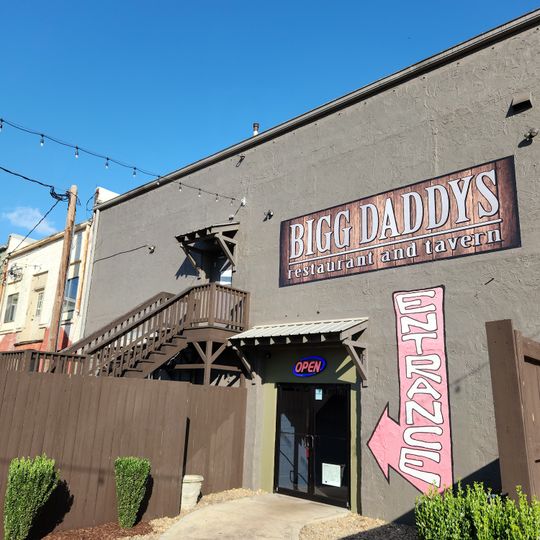 Bigg Daddys Restaurant and Tavern