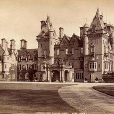 Kinnaird Castle, Brechin