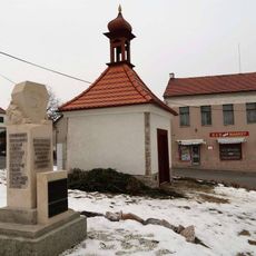 Pomník padlým ve světových válkách v Oseku