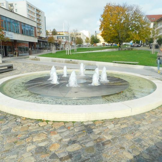 Fontána v dolní části Smetanova naměstí v Havlíčkově Brodě
