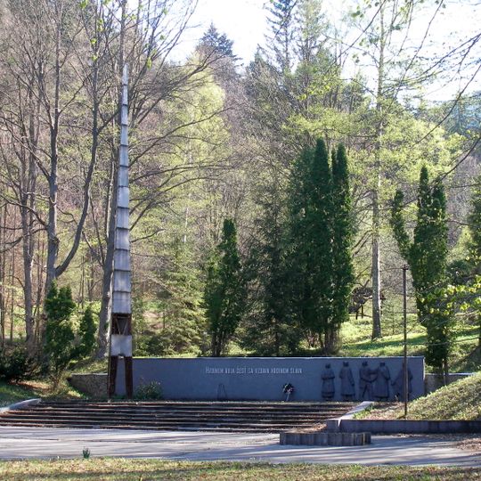 Pomník padlým účastníkom SNP