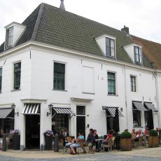 Cattenhagestraat 1, Naarden