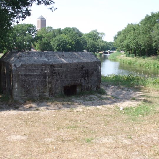 Kazemat GL094 tussen de Pothbrug en de Brinkanterweg