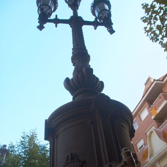 Font i fanal de la plaça de l'Àngel