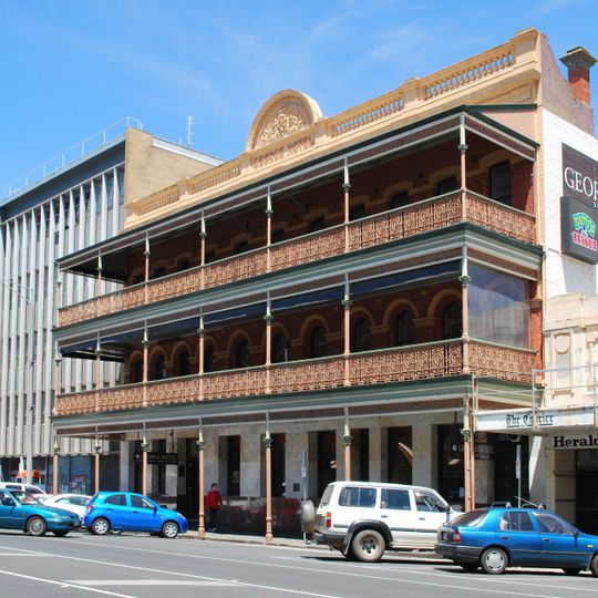 George Hotel