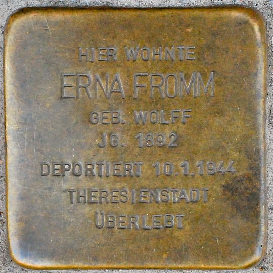 Stolperstein en memoria de Erna Fromm